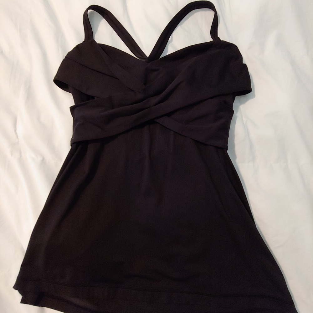 Lululemon top